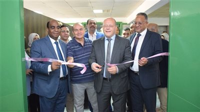 الاولي بصعيد مصر.. افتتاح وحدة فحوصات العيون بمستشفى سوهاج الجامعي