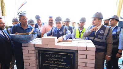 محافظ كفر الشيخ يضع حجر الأساس لمشروع إنشاء مصنع تدوير المخلفات الصلبة