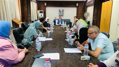 جامعة الأقصر: متابعة مشروع ضمان الجودة والاعتماد بكلية الألسن 