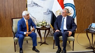 وزير البترول يبحث تعزيز التعاون مع «أبيك» الكويتية لزيادة استثماراتها في مصر