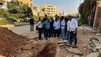 رئيس جهاز حدائق أكتوبر  يوجه بتطوير مداخل  طريق الفيوم