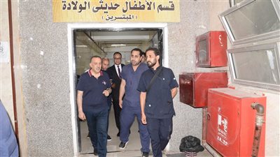 محافظ أسيوط يتفقد مستشفى الشاملة والإيمان العام