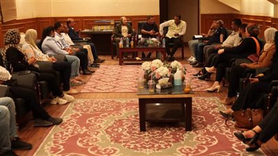 وكيل الشباب والرياضة بالبحر الأحمر يشهد اجتماعا تنسيقيا لحملة 