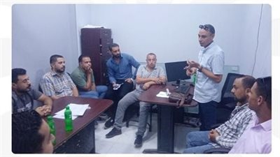 ندوة حول عقود العمل والإجازات والحقوق والواجبات بالمنيا 