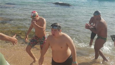 القصيبي يخوض تدريبه الأخير بالغردقة قبل انطلاق محاولة عبور المانش