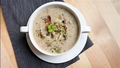 طريقة عمل شوربة المشروم بالكريمة على خطى المطاعم