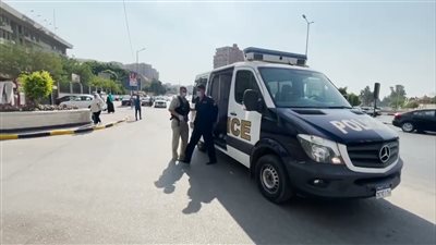 أمن سوهاج يضبط سارقي مركبة توك توك بالإكراه ‏