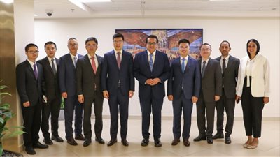 عبدالغفار يستقبل نائب رئيس شركة هواوي العالمية لبحث التعاون في تكنولوجيا الرعاية الصحية