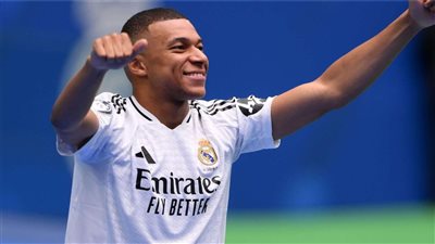 تشكيل ريال مدريد أمام أتالانتا لنهائي السوبر الأوروبي.. الظهورالأول لـ مبابي