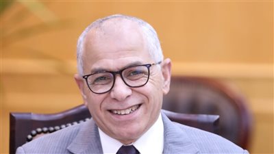 رئيس جامعة الأزهر يهنئ طارق سلمان بتكليفه مساعدًا للأمين العام لبيت الزكاة والصدقات