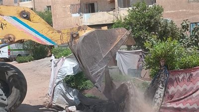 إزالة مخالفات البناء في مناطق بالعاشر من رمضان 