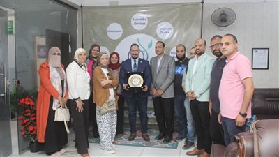 وفد المركز القومي للبحوث يزور مصنع كيم تك للأجهزة العلمية والمعملية 