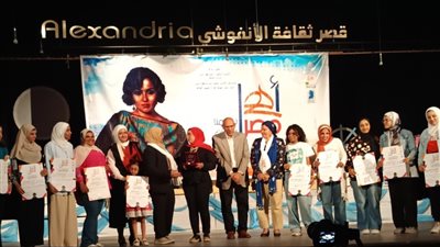 نسمع بأعيننا ونتحدث بأيدينا .. لغة الإشارة حاضرة بقوة فى ملتقى فتيات أهل مصر