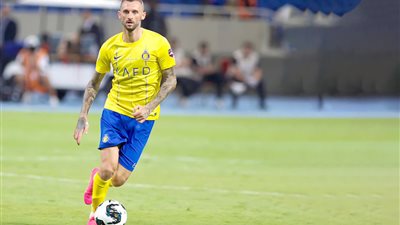 النصر يقدم احتجاجًا على طرد بروزوفيتش أمام التعاون