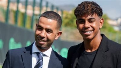 إصابة والد لامين يامال نجم برشلونة في حادث طعن ونقله للمستشفى