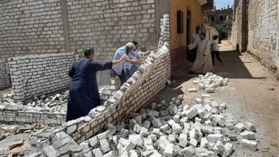 إزالات فورية وحملات لرفع المخلفات بقرى أبو تشت بقنا