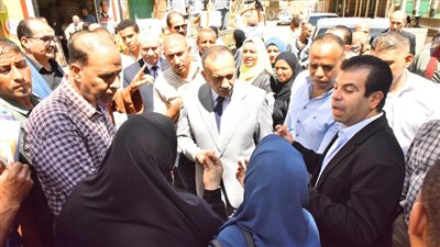 محافظ أسيوط يشهد تسليم شحنة جديدة من الأدوية والمستلزمات الطبية للمستشفيات