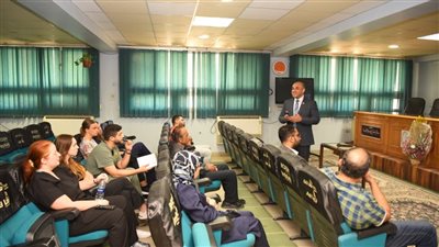 دورة تدريبية حول أساسيات جراحة مناظير أمراض النساء بجامعة أسيوط