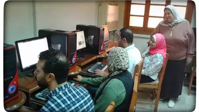 إقبال طلاب الثانوية العامة بالإسكندرية على معامل التنسيق