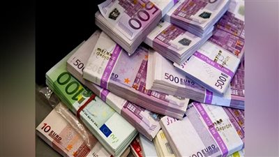 أسعار صرف اليورو الأوروبي خلال التعاملات المسائية