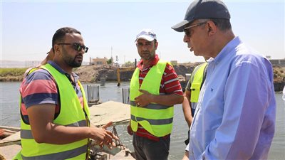محافظ المنيا: تلافي كافة المعوقات للإنتهاء من كوبرى عزب التل
