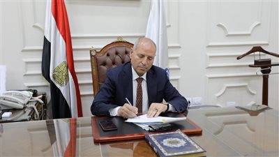 محافظ القاهرة يعتمد نتيجة امتحانات الدور الثاني  للشهادة الإعدادية
