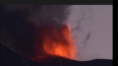 ثوران جديد لبركان إتنا جنوب إيطاليا