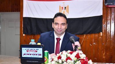 مناقشة رسالة دكتوراة عن المسئولية الاجتماعية للمؤثرين عبر السوشيال ميديا 