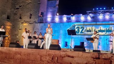 أغاني كارمن سليمان وماريمبا نسمة عبد العزيز تضيء افتتاح مهرجان القلعة 32