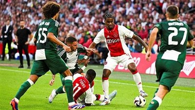 أياكس ينجو بتصفيات الدوري الأوروبي بعد 