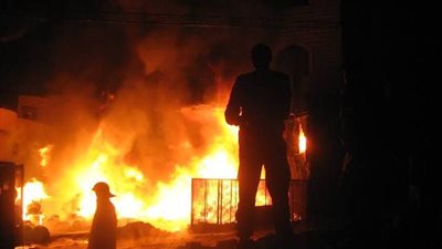 السيطرة علي حريق داخل محل «أحجار كريمة» بجوار مسجد الحسين بالقاهرة  