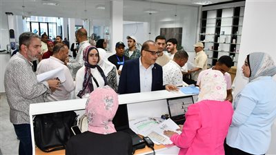 إقبال ملحوظ على مكاتب التنسيق بجامعة الإسماعيلية الأهلية 