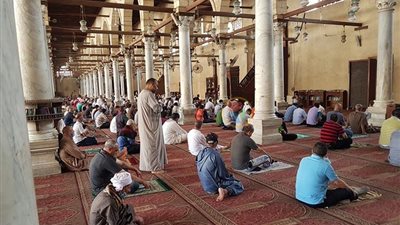 حكم صلاة الظهر 4 ركعات بعد فريضة الجمعة