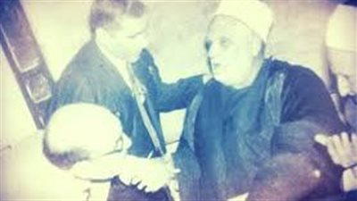 الشيخ علي السايس.. 77 عاما أفناهم في خدمة العلم وطلابه 