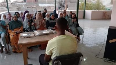 مسابقة فنية عن الغناء بمركز شباب بئر عنبر بقنا