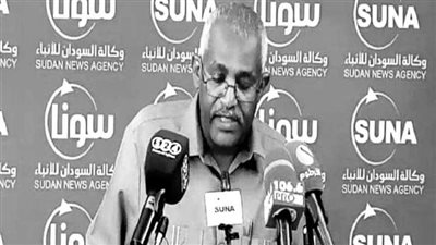 البرهان عن وفاة وزير التربية السوداني: أفنى حياته في خدمة  التعليم 