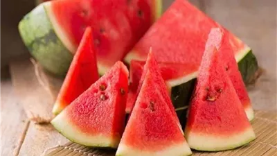 انتبه.. أعراض التسمم بالبطيخ 