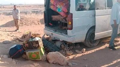  انقلاب أتوبيس ركاب على طريق الواحات البحرية 