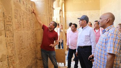 محافظ المنيا يوجّه بتشكيل ورش عمل لتنشيط السياحة الأثرية 