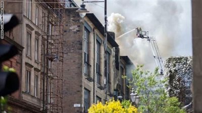 اندلاع حريق في مبنى سومرست هاوس الشهير بوسط لندن