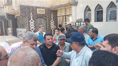 محافظ الدقهلية يتفقد ترعة زغلولة لبحث شكاوي عدم وصول مياه الري