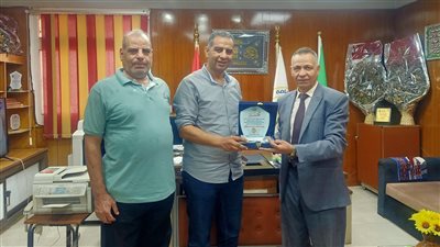 مدير عام رياضة القليوبية يستقبل رئيس مركز شباب سندنهور للتهنئه بتولية منصبة الجديد