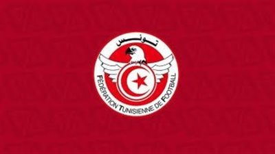 الأندية التونسية تفجر أزمة بسبب حكام الدوري