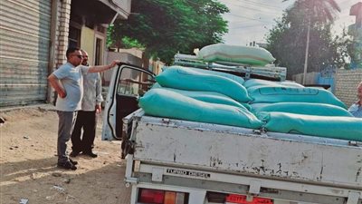 ضبط 4 أطنان و600 كيلو دقيق بلدي مدعم قبل بيعه بأسواق الإسماعيلية