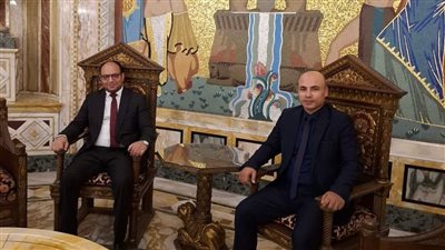 عميدا كليتي التربية الرياضية بجامعة الأزهر يشاركان في البرنامج الأول لاستدامة المهن الرياضية
