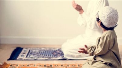 داعية إسلامي يكشف عن ثلاثة آيات لصلاح حال الأبناء وهدايتهم