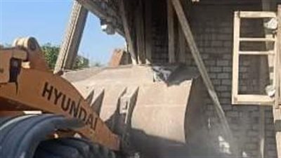 إزالة 9 حالات تعدٍ على الأراضي الزراعية بالشرقية