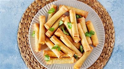 طريقة تحضير سبرينج رول بالتونة.. وصفة سهلة وسريعة لمقبلات شهية