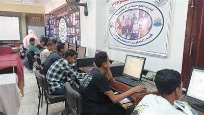 مدير تعليم نجع حمادي يتابع اختبارات 240 متقدمًا للالتحاق بمدارس المتفوقين