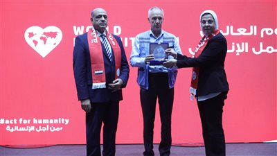 الهلال الأحمر المصري يحتفل باليوم العالمي للعمل الإنساني